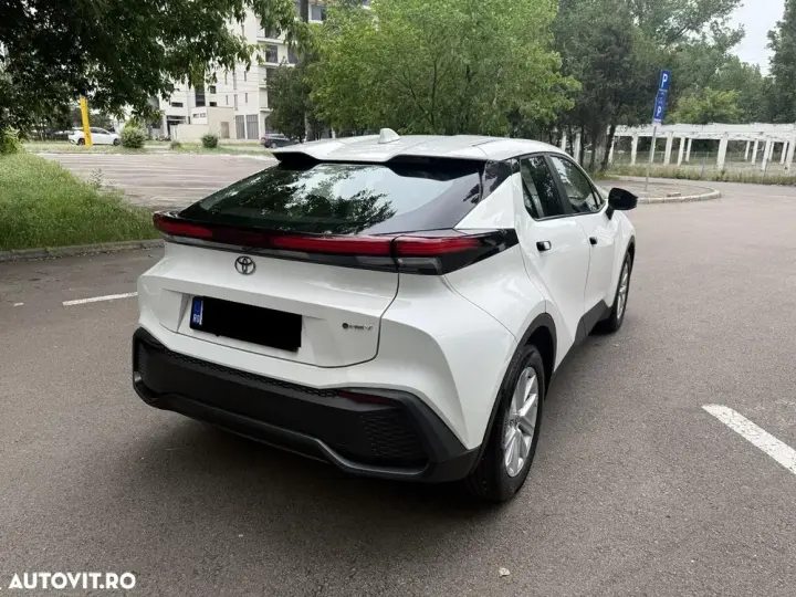 Toyota C-HR 1.8 HEV 140 CP 4x2 CVT Active