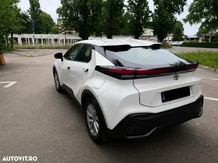 Toyota C-HR 1.8 HEV 140 CP 4x2 CVT Active