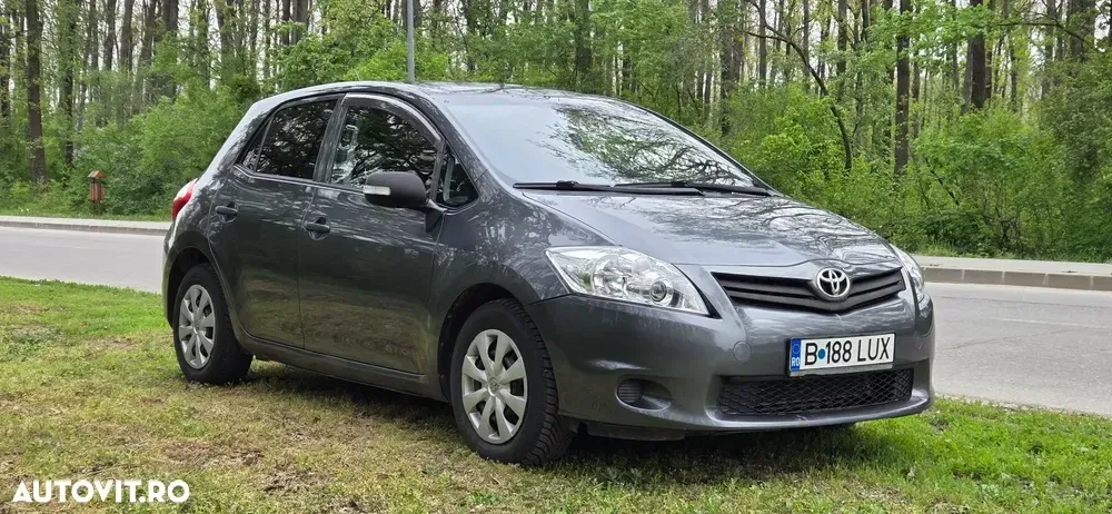 Toyota Auris 1.3 Dual VVT-i Terra — imagine 3
