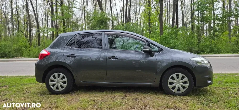 Toyota Auris 1.3 Dual VVT-i Terra — imagine 4