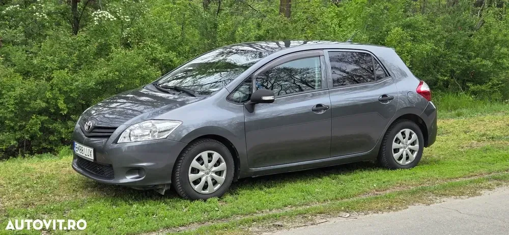 Toyota Auris 1.3 Dual VVT-i Terra — imagine 2