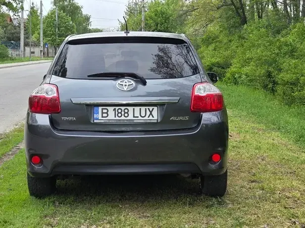 Toyota Auris 1.3 Dual VVT-i Terra