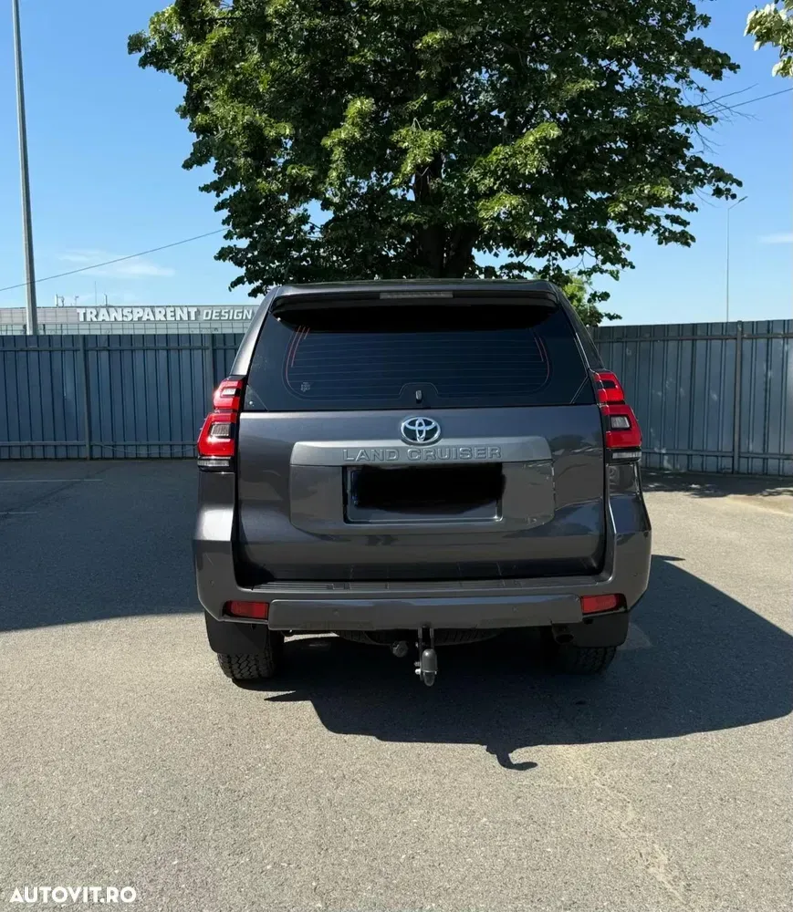 Toyota Land Cruiser 2.8 D-4D Automatik Executive — imagine 3