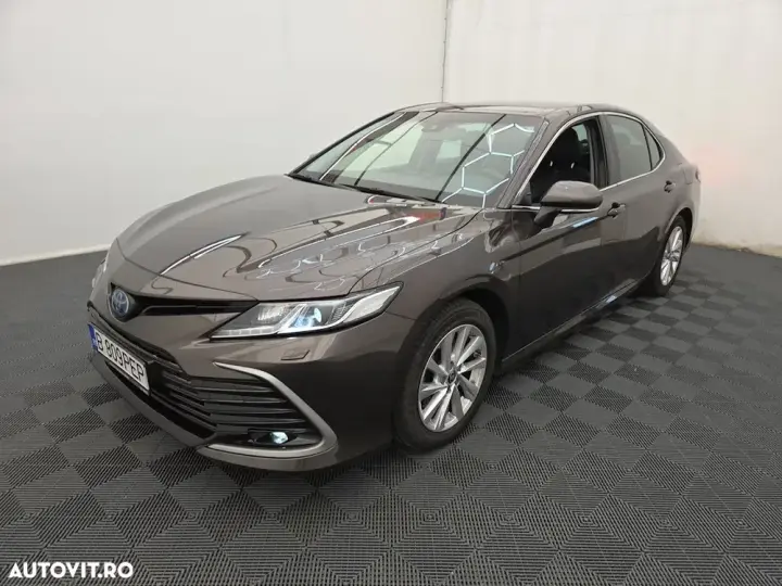 Toyota Camry VIII 2.5 Business