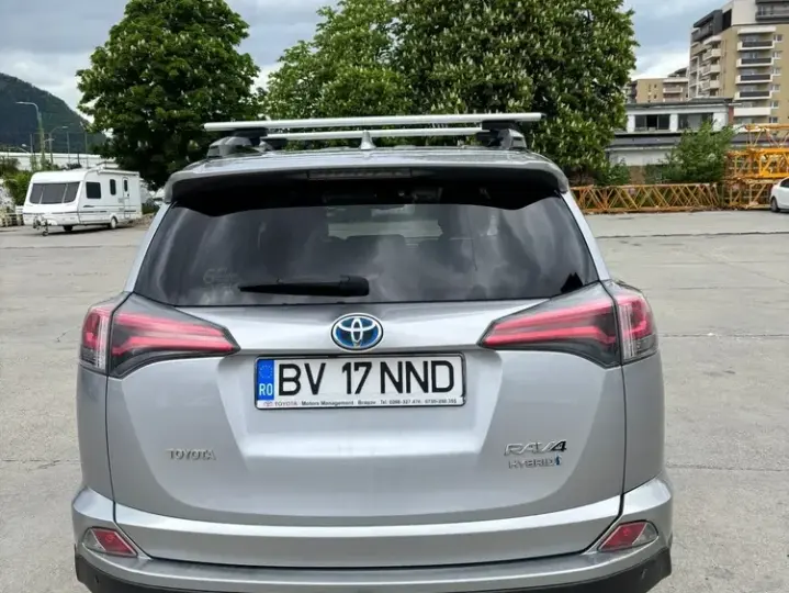 Toyota RAV4 IV 2.5 VVT-i 4x4 Elegance
