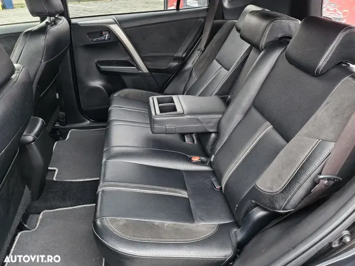 Toyota RAV4 IV 2.5 4x4 Style Selection