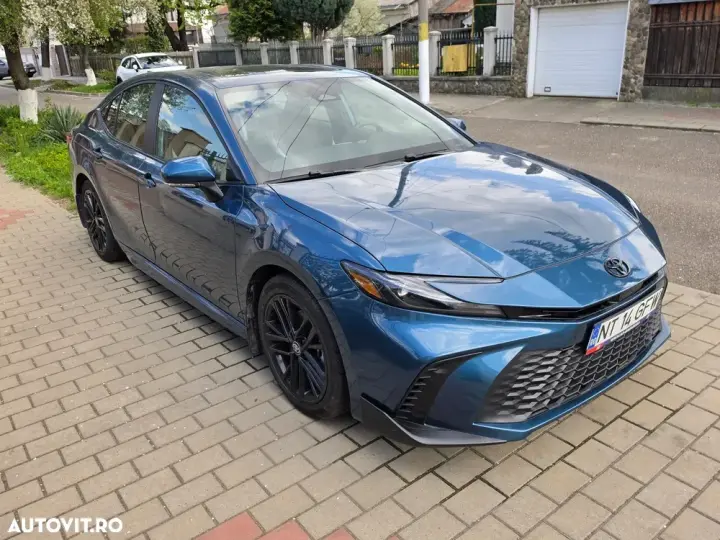 Toyota Camry VIII Executive