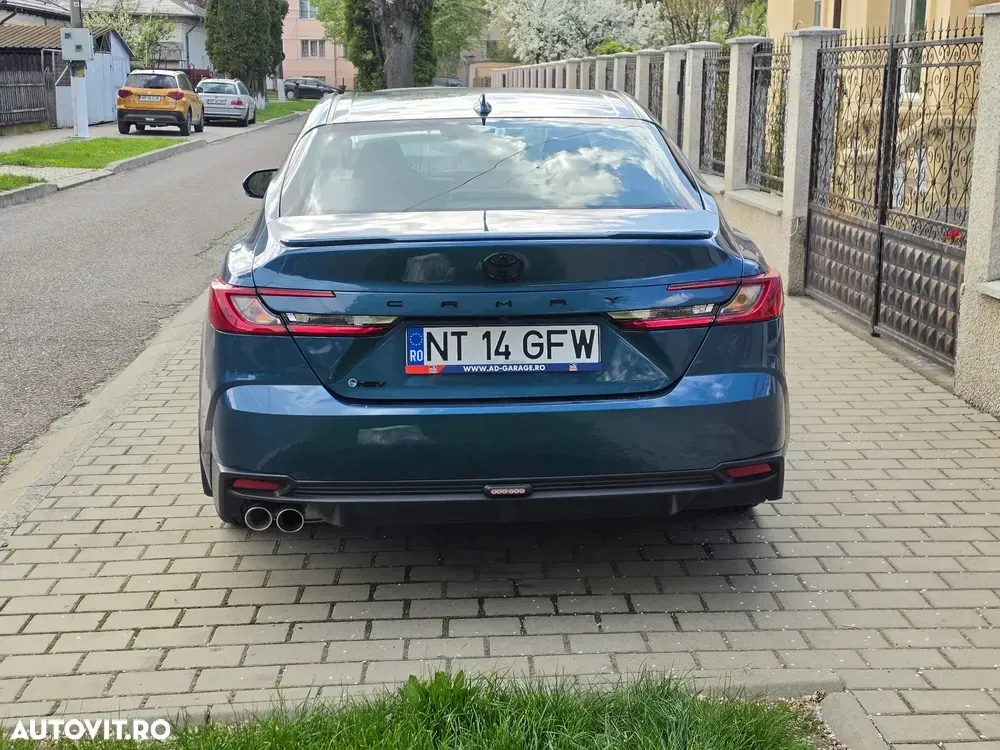 Toyota Camry VIII Executive — imagine 4