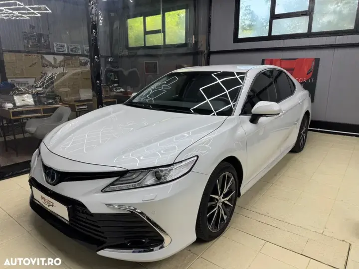 Toyota Camry VIII 2.5 HEV Executive