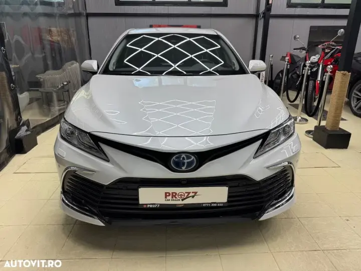 Toyota Camry VIII 2.5 HEV Executive