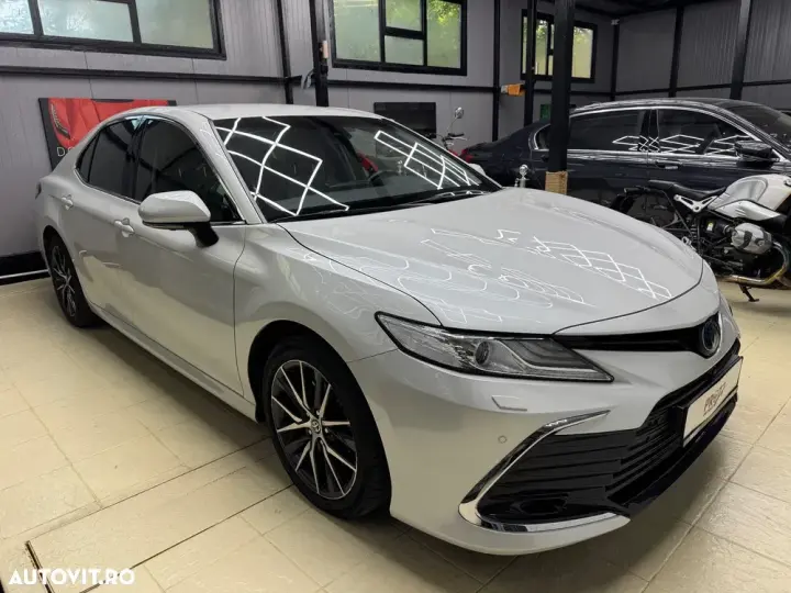 Toyota Camry VIII 2.5 HEV Executive
