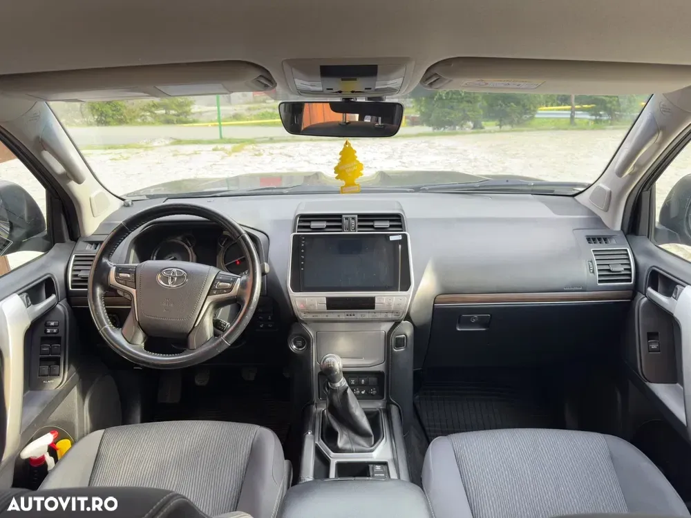 Toyota Land Cruiser 2.8l Turbo D-4D M/T Executive — imagine 6