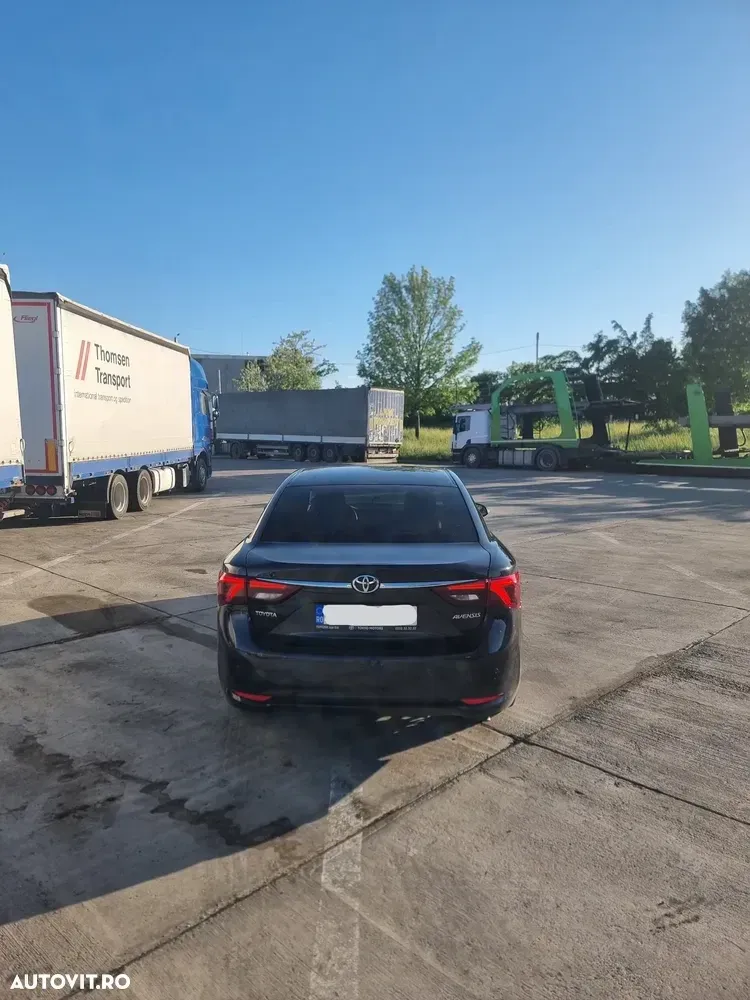 Toyota Avensis III Touring Sports 2.0 D-4D Executive — imagine 4