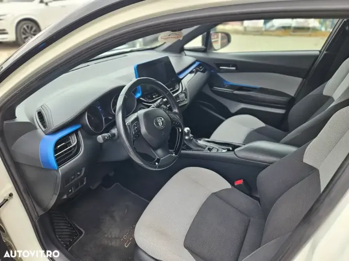 Toyota C-HR Style Selection