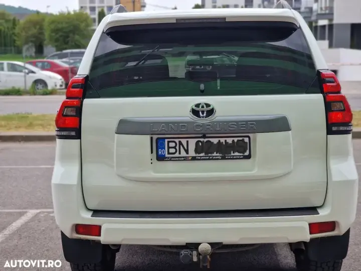 Toyota Land Cruiser 2.8 D-4D