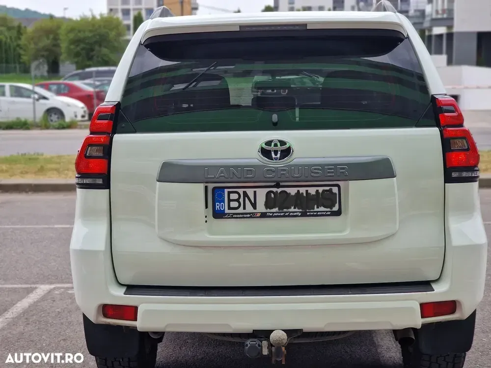 Toyota Land Cruiser 2.8 D-4D — imagine 4
