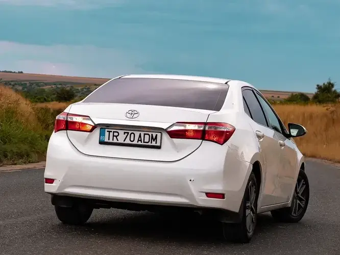 Toyota Corolla XI 1.6 Valvematic CVT Sol