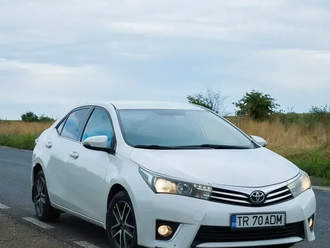 Toyota Corolla XI 1.6 Valvematic CVT Sol
