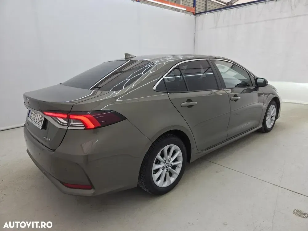 Toyota Corolla XII 1.8 HSD Dynamic — imagine 3