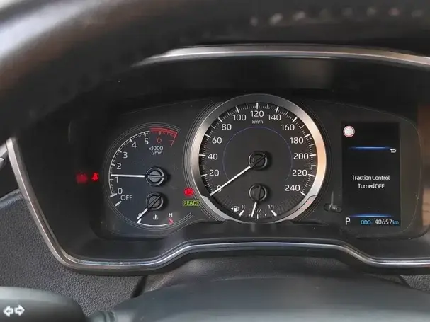Toyota Corolla XII 1.8 HSD Business