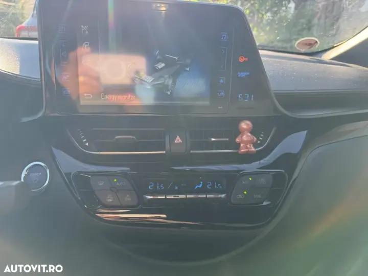 Toyota C-HR 1.8 HSD 4x2 CVT C-enter