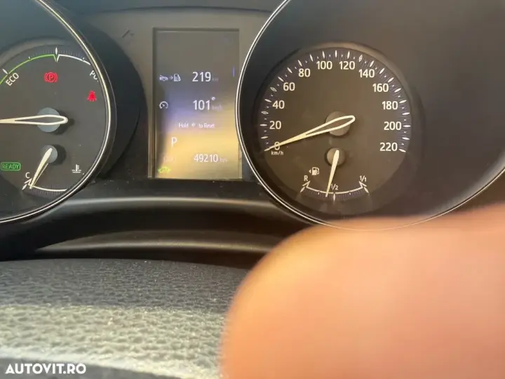 Toyota C-HR 1.8 HSD 4x2 CVT C-enter