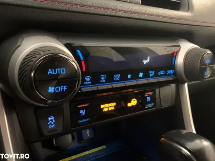 Toyota RAV4 V Technik- und Style Paket