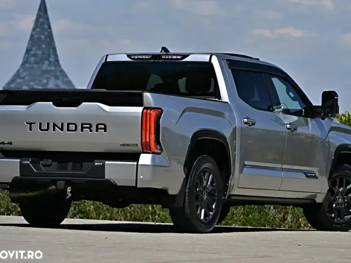 Toyota Tundra III
