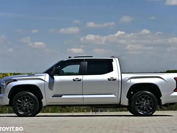 Toyota Tundra III