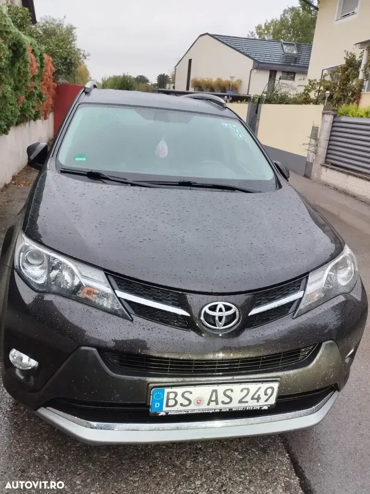 Toyota RAV4 IV 2.2 D-4CAT 4WD Aut Executive — imagine 3