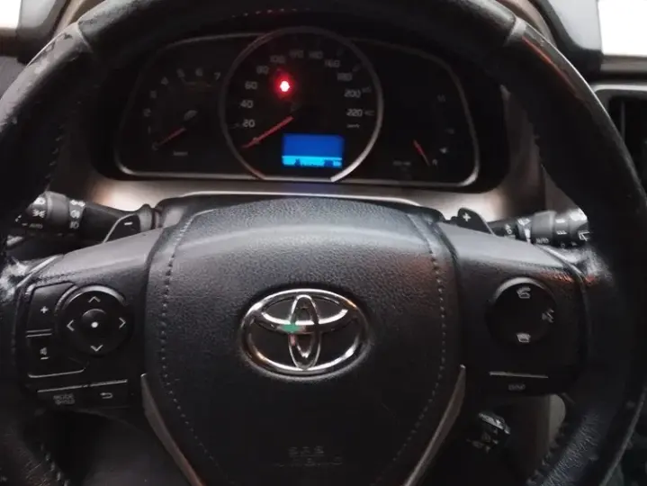 Toyota RAV4 IV 2.2 D-4CAT 4WD Aut Executive