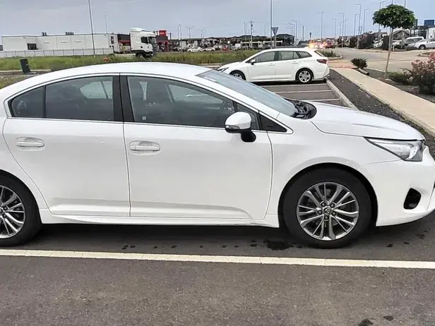 Toyota Avensis 2.0 D-4D Executive