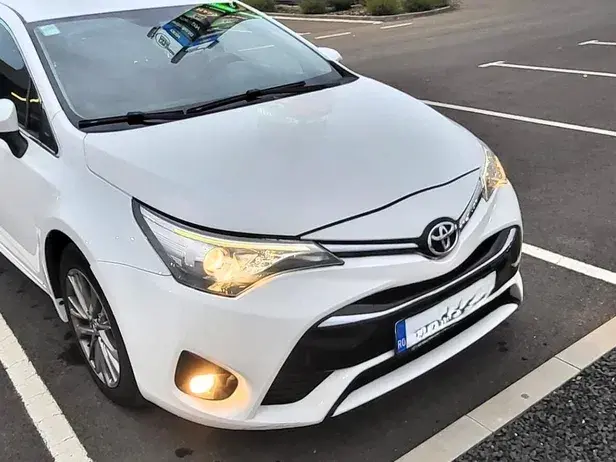 Toyota Avensis 2.0 D-4D Executive