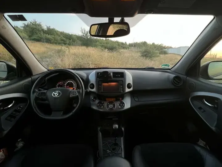 Toyota RAV4 III 2.2 D-4CAT 4WD Aut Executive