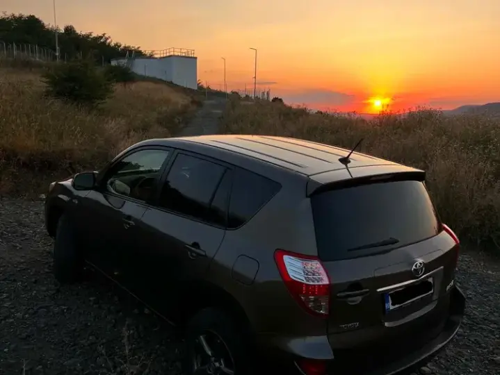 Toyota RAV4 III 2.2 D-4CAT 4WD Aut Executive