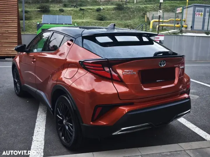 Toyota C-HR 2.0 Lounge