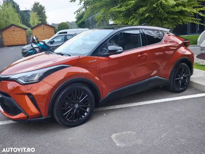 Toyota C-HR 2.0 Lounge