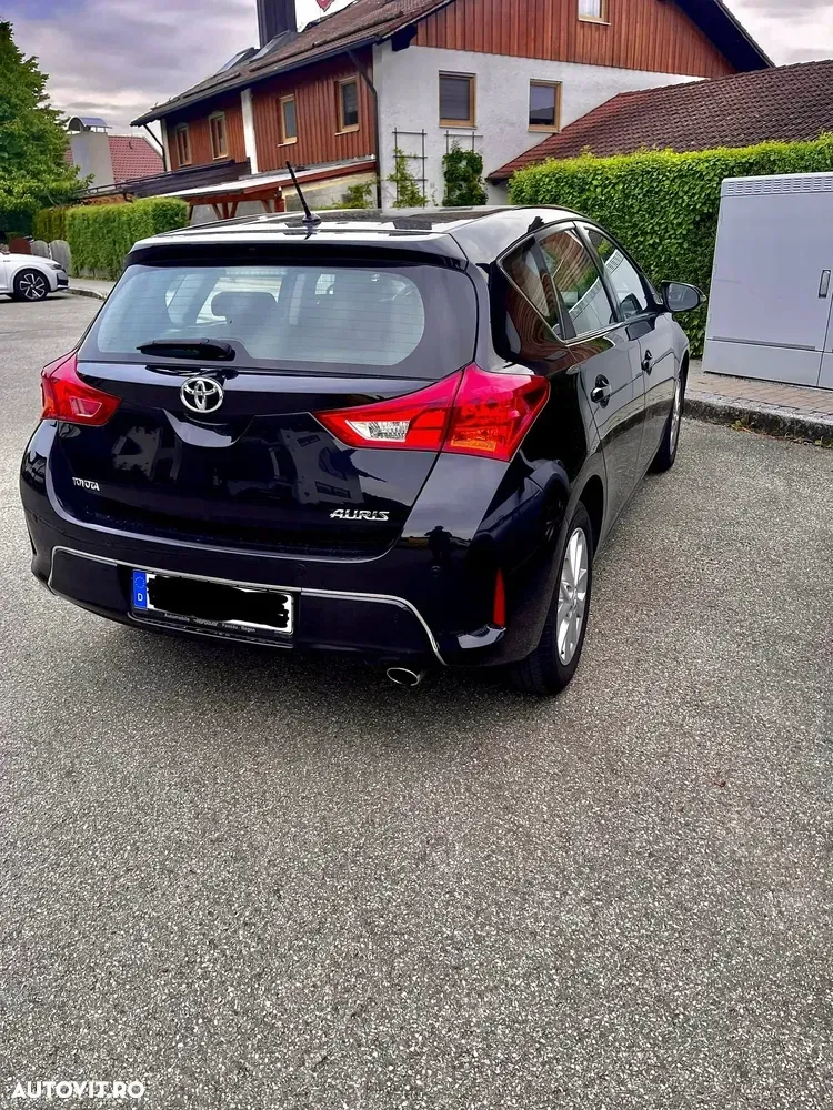 Toyota Auris II 1.6 Valvematic START Edition — imagine 2