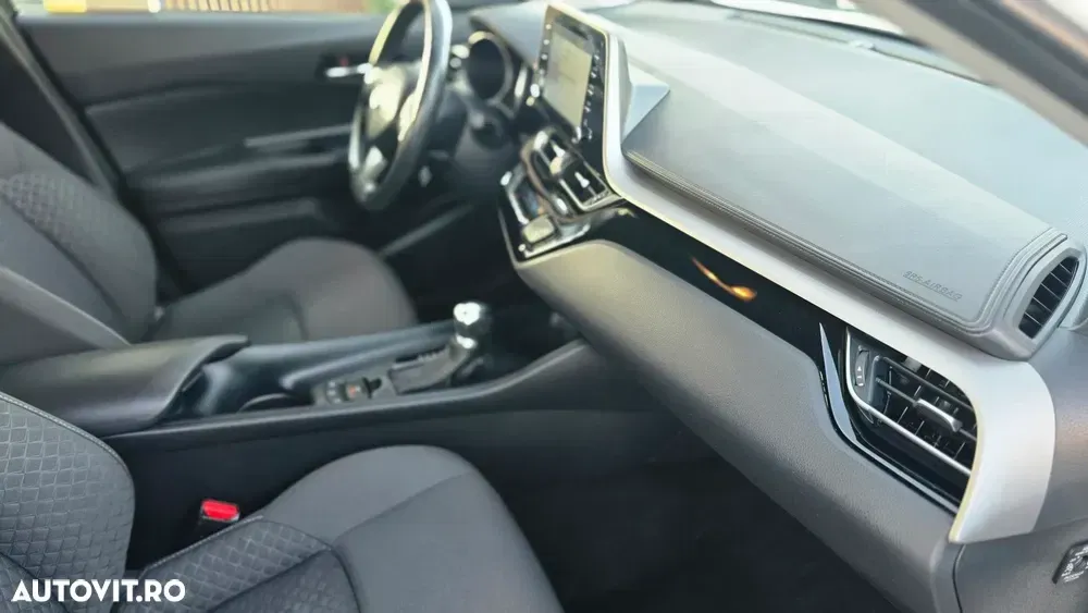 Toyota C-HR 1.8 HSD 122 CP 4x2 CVT C-ult Style — imagine 5