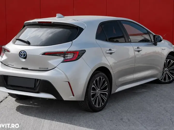 Toyota Corolla XII 1.8 Team Deutschland