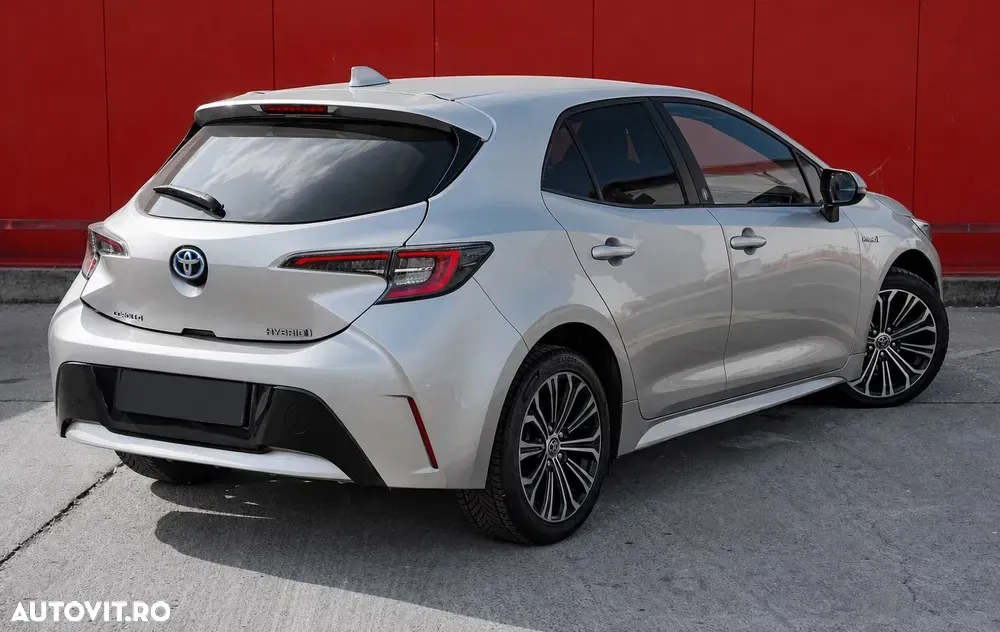 Toyota Corolla XII 1.8 Team Deutschland — imagine 3