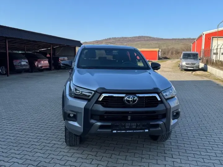 Toyota Hilux 4x4 Double Cab MHEV Autm. Invincible