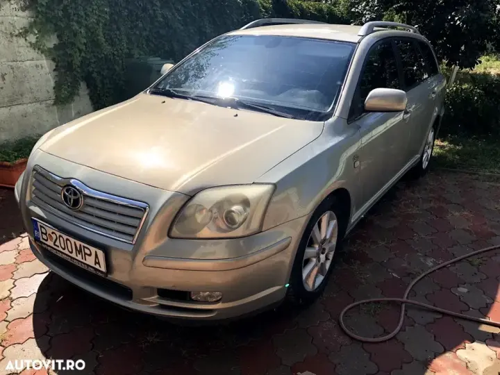 Toyota Avensis II 2.0 D4D S/W Sol
