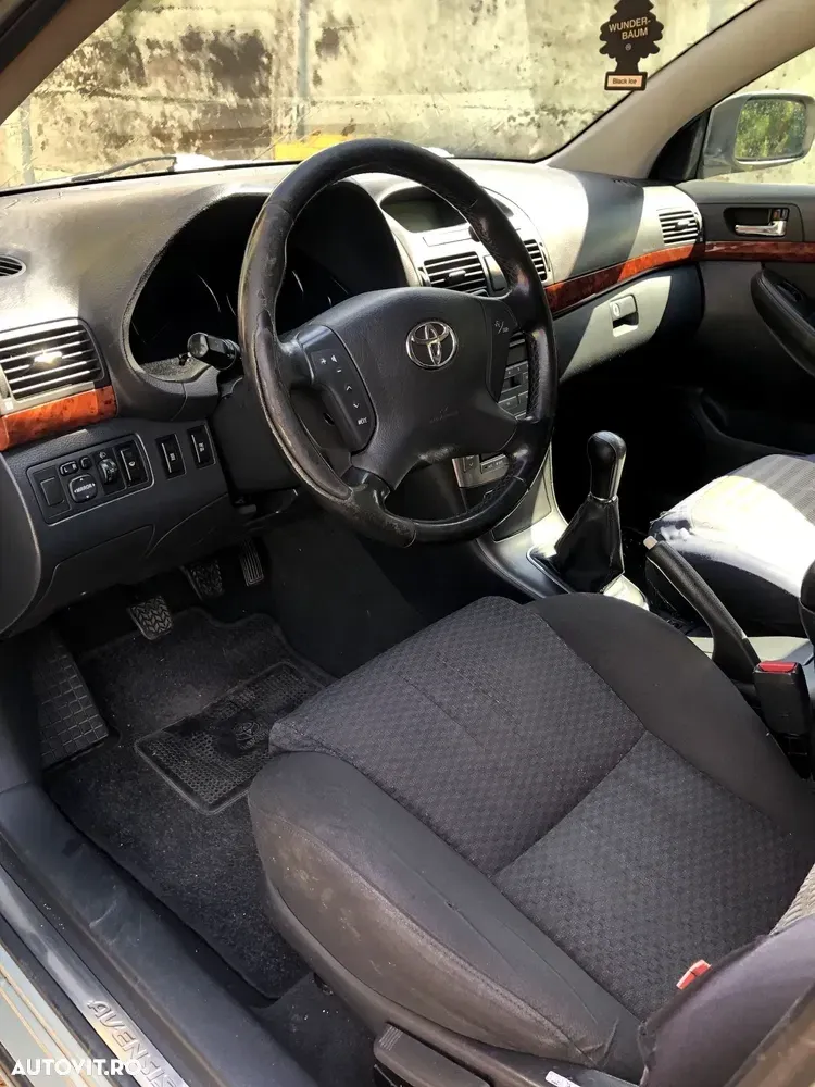 Toyota Avensis II 2.0 D4D S/W Sol — imagine 5