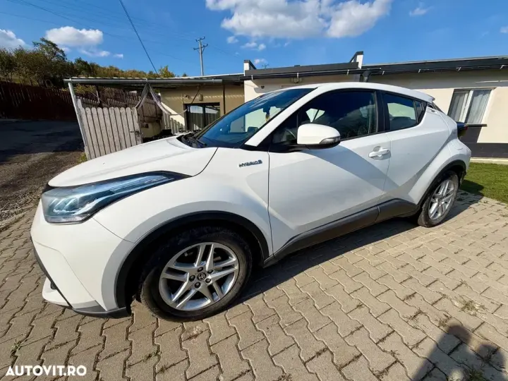 Toyota C-HR 1.8 HSD 4x2 CVT C-enter
