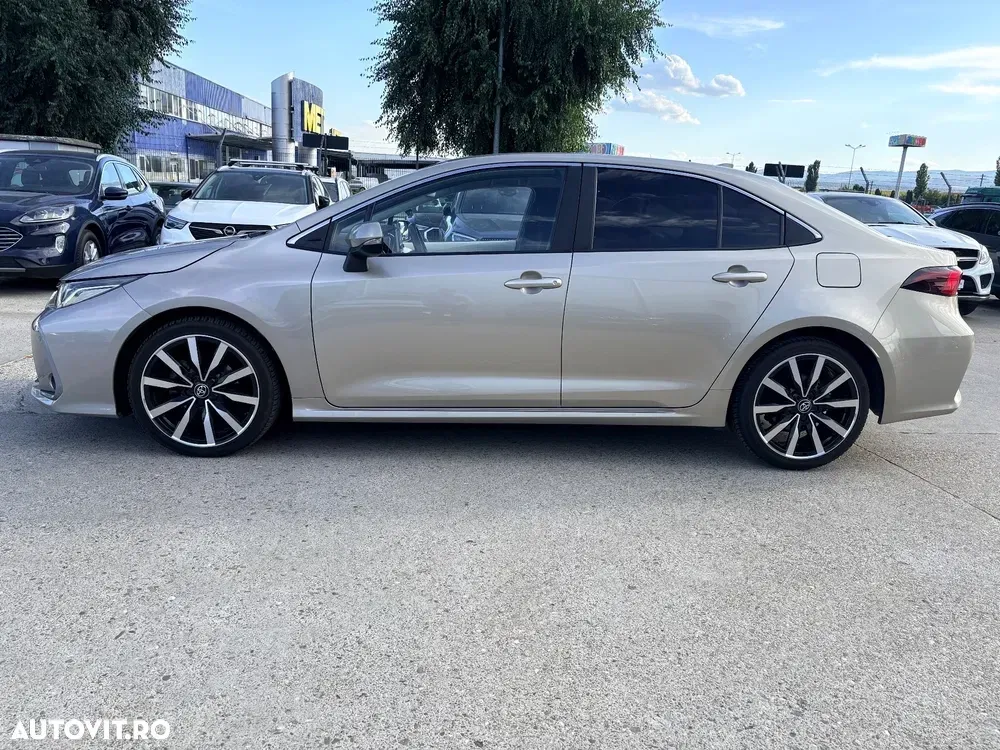 Toyota Corolla XII 1.8 HEV Business — imagine 2