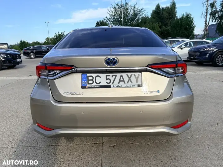 Toyota Corolla XII 1.8 HEV Business