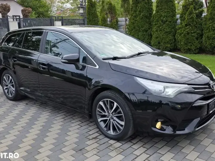 Toyota Avensis III 2.0 D-4D Executive