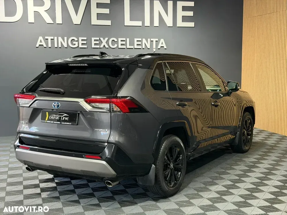 Toyota RAV4 — imagine 5