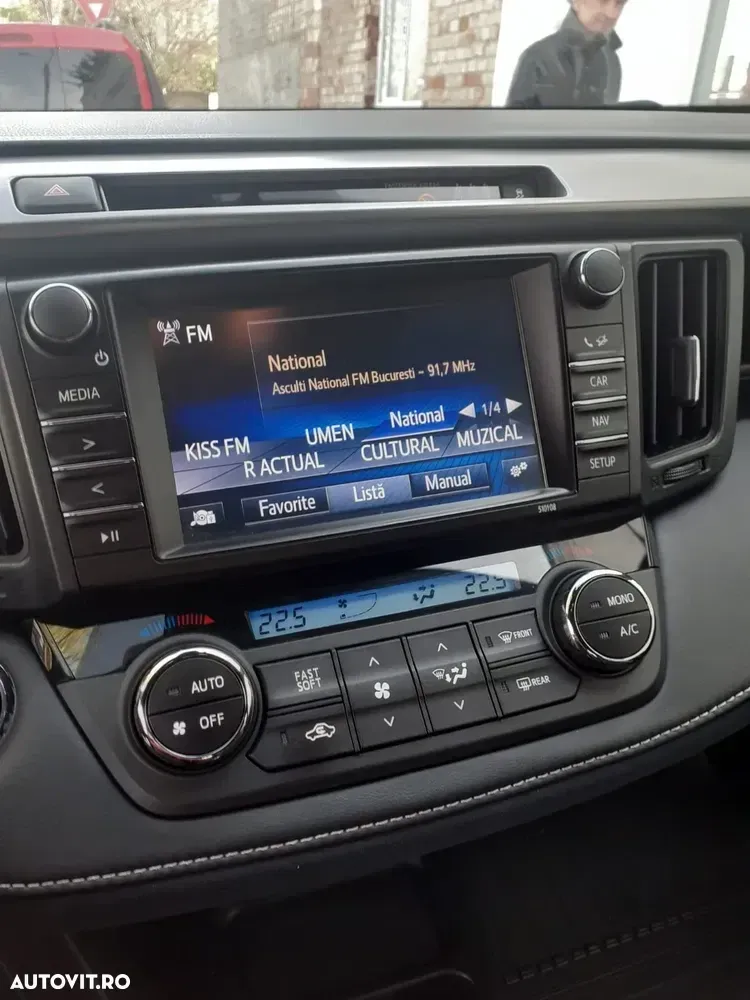 Toyota RAV4 IV 2.0 D-4D 2WD Luxury — imagine 4
